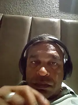Snapshot of nupa230780 chatting on 04.15.26 nupa230780 online show from 04.15.26