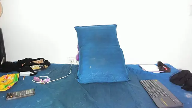 Arantza Hill online show from 12.01.25