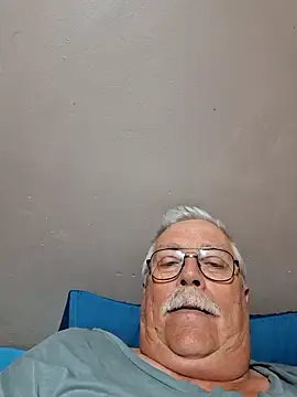 NawtyB1965 online show from 09.29.25