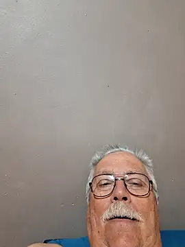 NawtyB1965 online show from 10.16.25