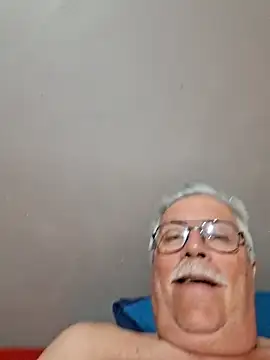 NawtyB1965 online show from 10.17.25