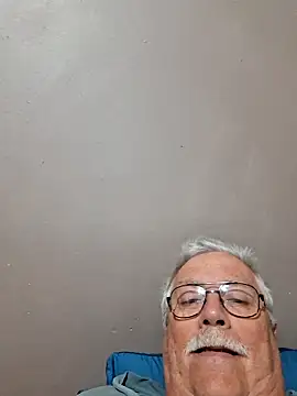 NawtyB1965 online show from 10.20.25