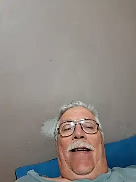 NawtyB1965 online show from 10.22.25