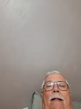 NawtyB1965 online show from 04.25.26