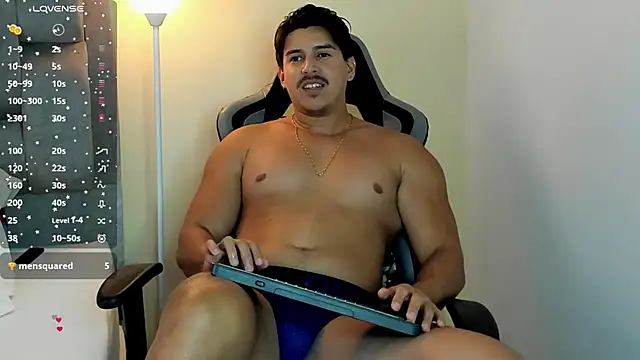 Snapshot of victor_vixen chatting on 04.29.26 victor vixen online show from 04.29.26