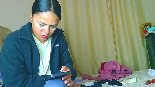 Snapshot of Samary_thomas chatting on 05.09.26 Samary thomas online show from 05.09.26