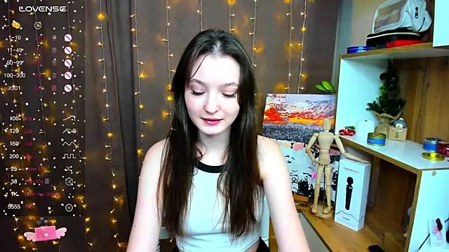 Fairyy Moon online show from 12.16.24