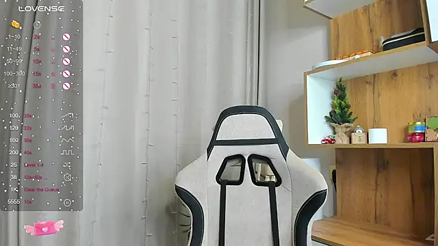 Fairyy Moon online show from 01.24.25