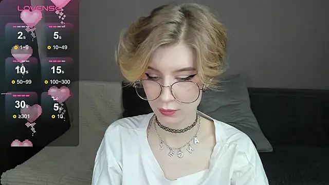 Angel Jules online show from 02.22.25