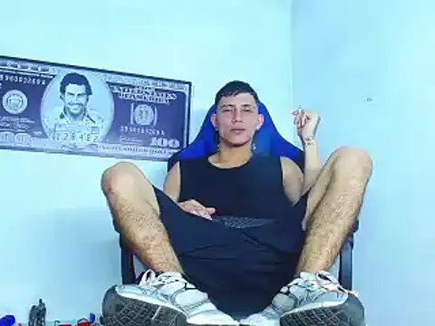 Snapshot of bab_boy_777 chatting on 12.03.24 bab boy 777 online show from 12.03.24