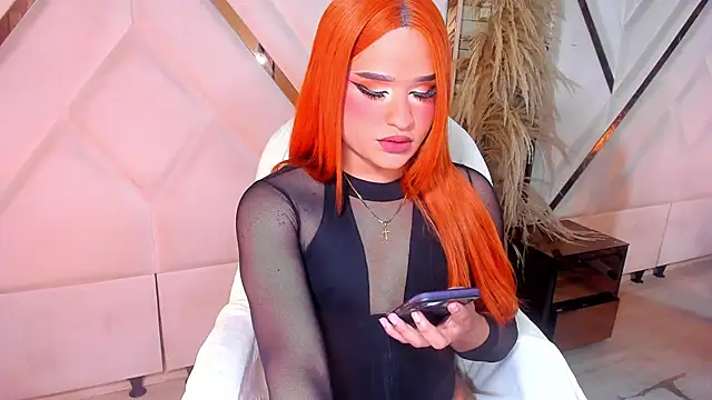 Snapshot of Elody_Preysler69 chatting on 10.23.25 Elody Preysler69 online show from 10.23.25