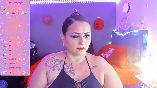 Ivonnee   online show from 12.28.24