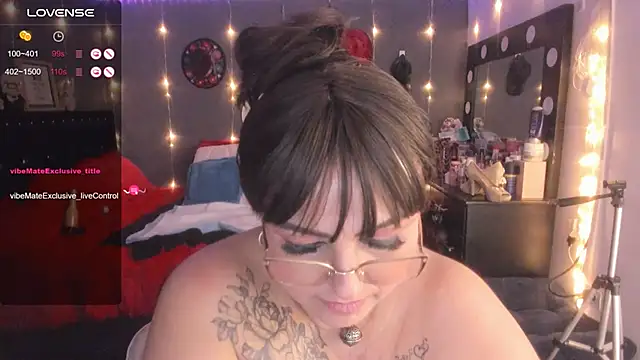 Ivonnee   online show from 03.11.25