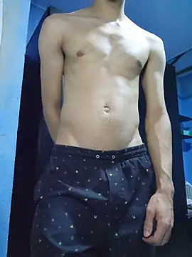 boyminerin00 online show from 10.12.25