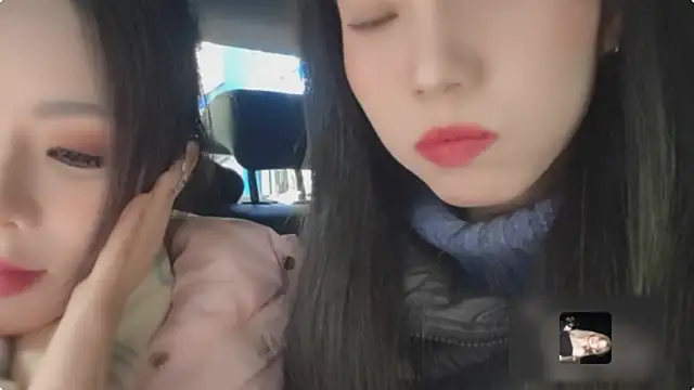 Snapshot of SS119 chatting on 01.28.25 SS119 online show from 01.28.25