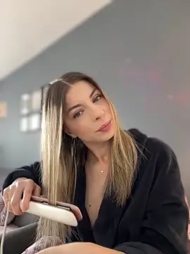 Mia Ethan online show from 04.04.26