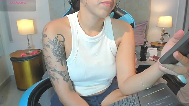 Snapshot of _maria_foxx_ chatting on 02.09.26 maria foxx online show from 02.09.26