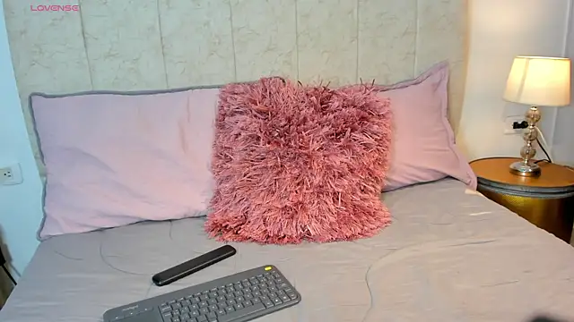 Snapshot of _maria_foxx_ chatting on 02.17.26 maria foxx online show from 02.17.26