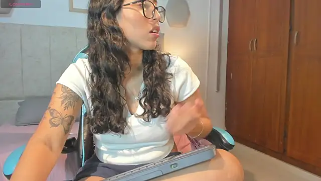  maria foxx  online show from 04.14.26