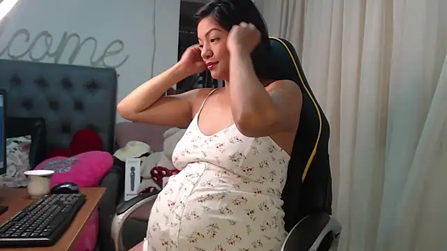 Horny mami12 online show from 02.10.25