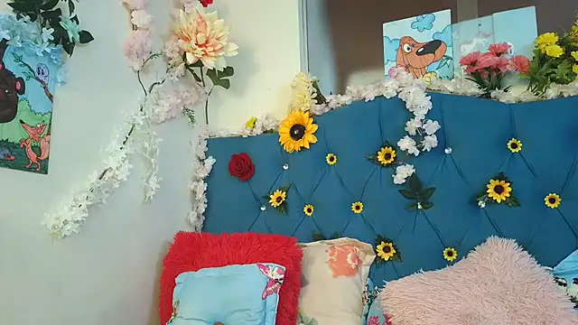 Milkdulce1 online show from 05.13.26
