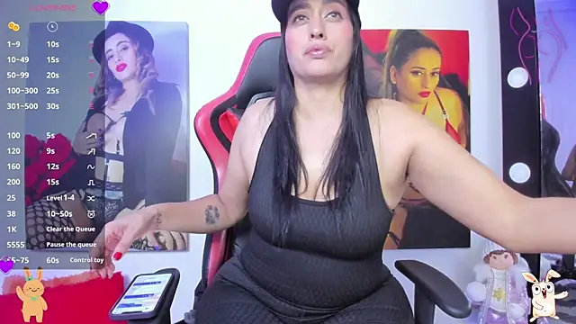 vaiolet triana online show from 02.27.25