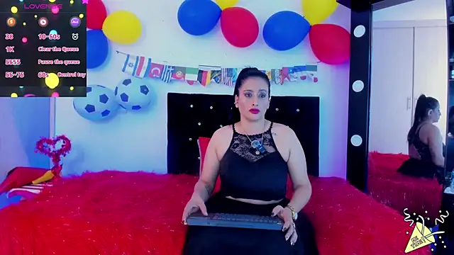 Snapshot of vaiolet_triana chatting on 06.16.26 vaiolet triana online show from 06.16.26