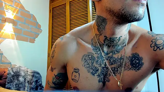 Snapshot of Dylanstonne chatting on 03.16.25 Dylanstonne online show from 03.16.25