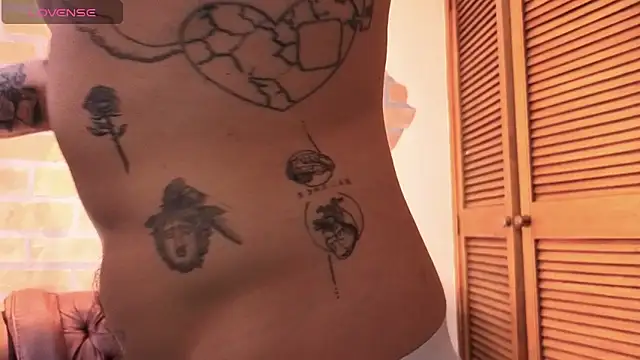 Dylanstonne online show from 12.04.25