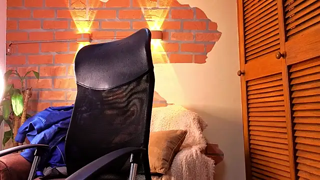 Dylanstonne online show from 01.12.26