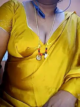Snapshot of Sexy-Telugunayana2 chatting on 12.31.24 Sexy-Telugunayana2 online show from 12.31.24