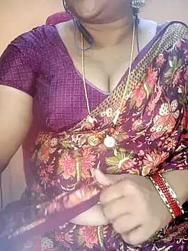Snapshot of Sexy-Telugunayana2 chatting on 01.21.25 Sexy-Telugunayana2 online show from 01.21.25
