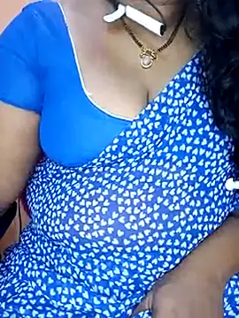 Snapshot of Sexy-Telugunayana2 chatting on 02.17.25 Sexy-Telugunayana2 online show from 02.17.25