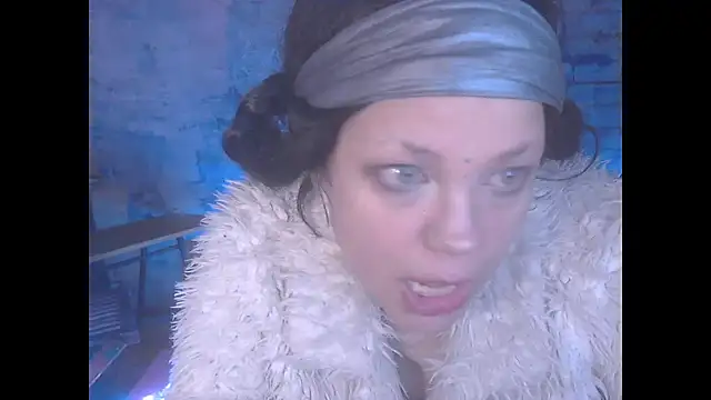 Snapshot of iva_spirit chatting on 01.24.25 iva spirit online show from 01.24.25