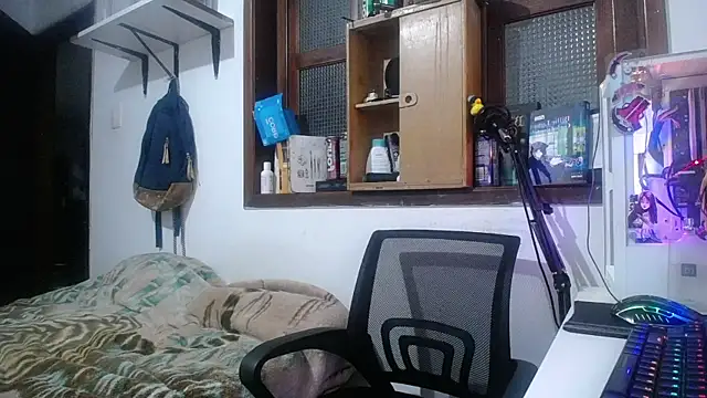 esjrobles online show from 02.28.25