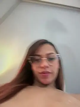 Snapshot of AnaSofia_07sv chatting on 09.20.25 AnaSofia 07sv online show from 09.20.25