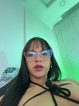 Snapshot of AnaSofia_07sv chatting on 06.25.26 AnaSofia 07sv online show from 06.25.26