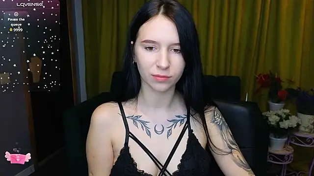 KarolinaBlacks online show from 02.15.26