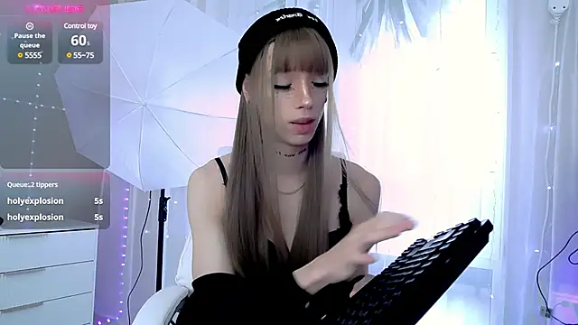 Dasha M online show from 12.08.24