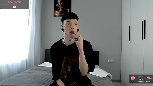 Dasha M online show from 03.06.25