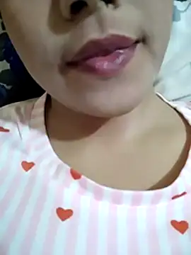 Snapshot of Anki-doll chatting on 05.16.26 Anki-doll online show from 05.16.26