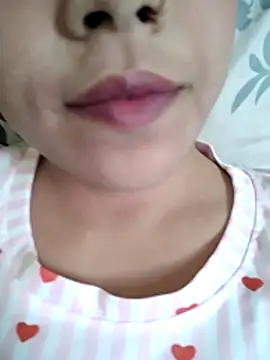 Snapshot of Anki-doll chatting on 05.31.26 Anki-doll online show from 05.31.26