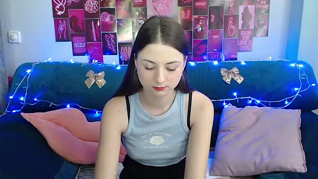 Snapshot of MilanaRoza chatting on 01.09.25 MilanaRoza online show from 01.09.25