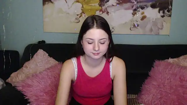 Snapshot of MilanaRoza chatting on 02.15.25 MilanaRoza online show from 02.15.25