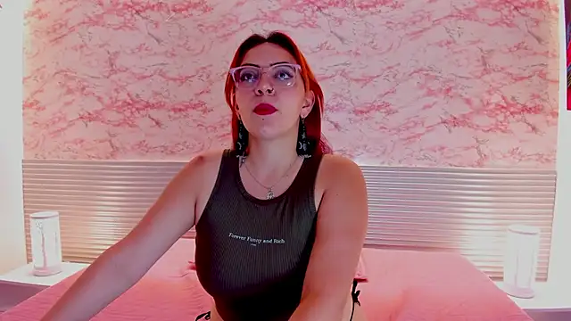 Vioolletta online show from 03.20.25