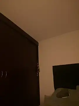 Im Valen Cute online show from 02.27.25