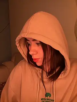 Im Valen Cute online show from 10.01.25