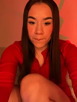 Snapshot of Im_Valen_Cute chatting on 07.31.26 Im Valen Cute online show from 07.31.26