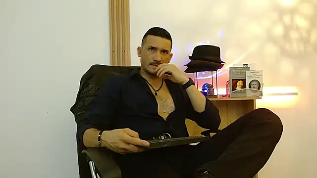 Reiko 85  online show from 11.03.25