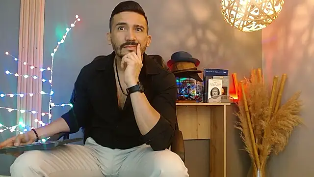 Reiko 85  online show from 03.15.26